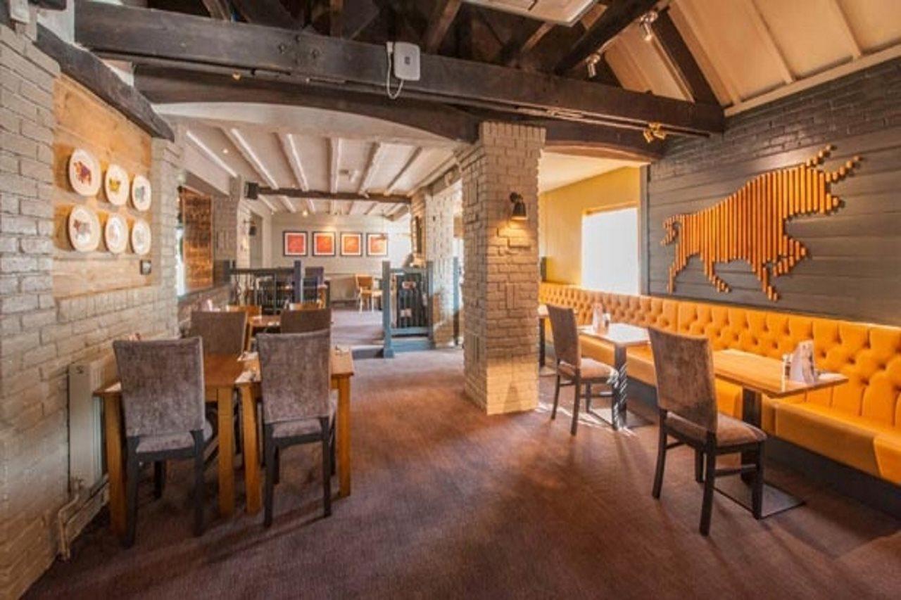 Premier Inn Gloucester Esterno foto